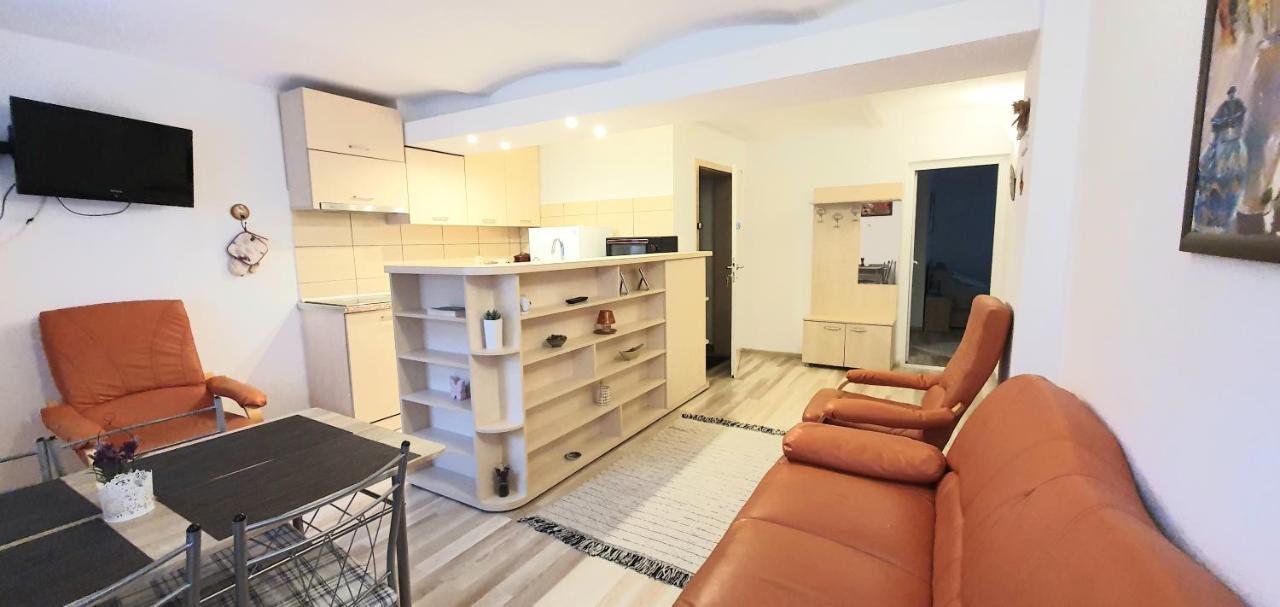Apartamento Castelului 1 Braşov Exterior foto